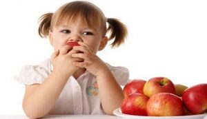 makan apel merah sembuhkan batuk