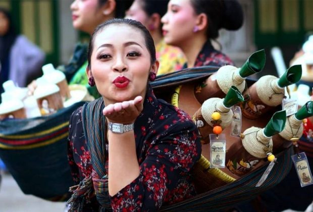 jamu gendong hamzah batik