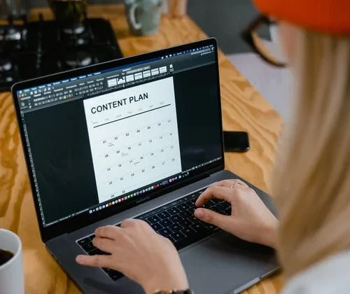 Tools Konten Yang Wajib Kamu Install