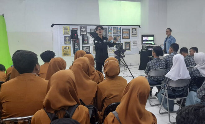 Universitas BSI gelar Workshop Broadcasting untuk Siswa