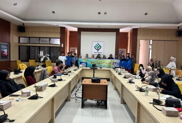 Dosen BSI Berikan Pelatihan Pembukuan dan Pembuatan Laporan Keuangan untuk UMKM Siengkong TapiOk Bogor