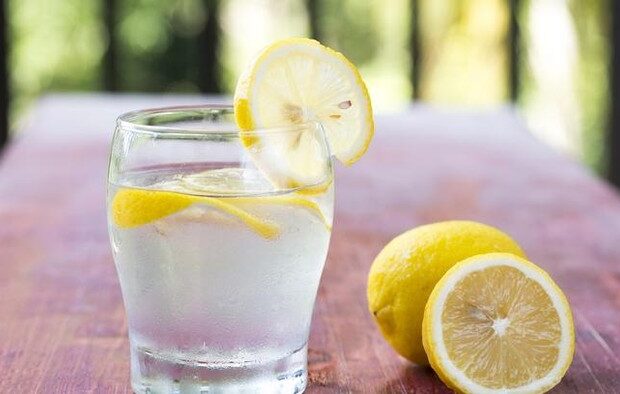 Air Lemon untuk Menurunkan Berat Badan: Cara Konsumsi yang Tepat di Pagi Hari