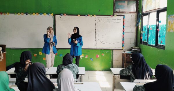 Mahasiswa UBSI Gelar Sosialisasi Merajut Kebersamaan di SD Negeri Sindangsari 02