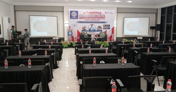 Universitas BSI Jatiwaringin Gelar Seminar Digital: Mengenal AI dan Masa Depan Pendidikan