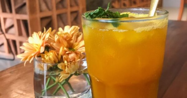 Jus Nanas dan Kunyit: Kombinasi Super untuk Kesehatan Tubuh