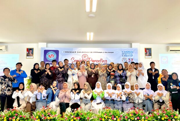 Seminar Parenting UBSI Cikampek Buka Wawasan Orang Tua & Siswa Menuju PTN dan PTS Favorit