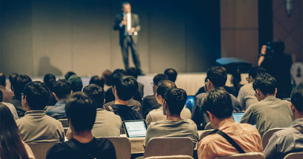 Pentingnya Public Speaking untuk Gen Z: Modal Utama Sukses di Era Digital