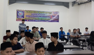 pelatihan literasi digital untuk santri