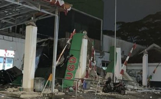 gempa karawang