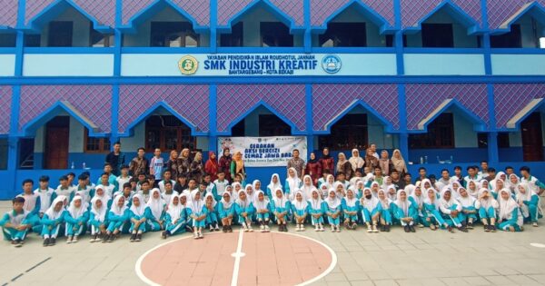 SMK Industri Kreatif: Sekolah Vokasi Modern Pencetak Generasi Siap Kerja dan Berdaya Saing Global