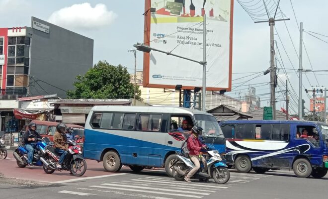 Rambu RHK Sering Diserobot, Kurangnya Kesadaran Pengendara Jadi Sorotan