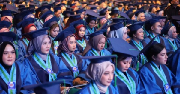 Wisuda: Lebih dari Sekadar Upacara, Tetapi Titik Awal Perjalanan Baru