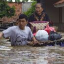 Banjir Karawang: Bupati Imbauan Warganya Mengungsi