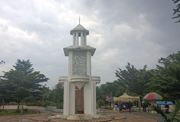 Alun-Alun Edu Forest Bekasi Jadi Favorit Warga Dua Hari Jelang Tahun Baru